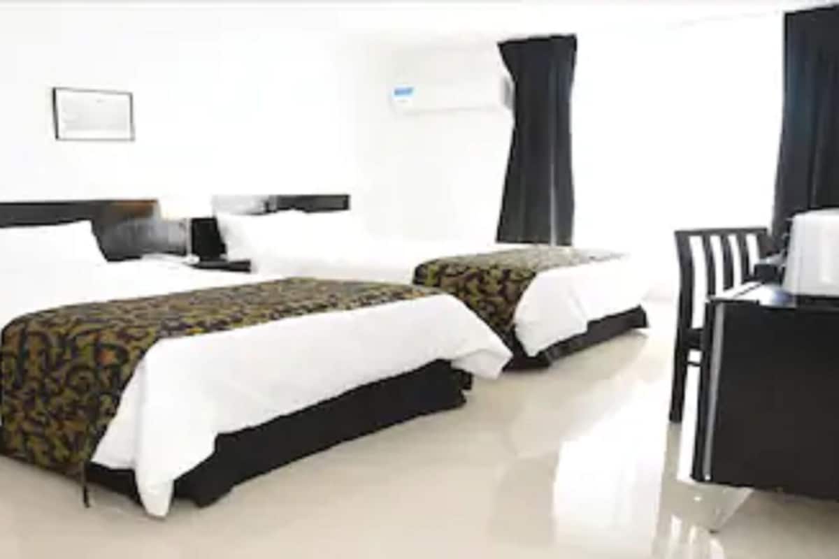 Desk, free WiFi, bed sheets