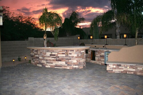 Beautiful luxury entertaining home!!