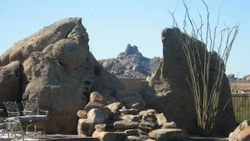 Alberca al aire libre y alberca climatizada
