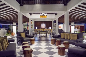 Reception - SAii Lagoon Maldives, Curio Collection by Hilton (Eh'mafushi)