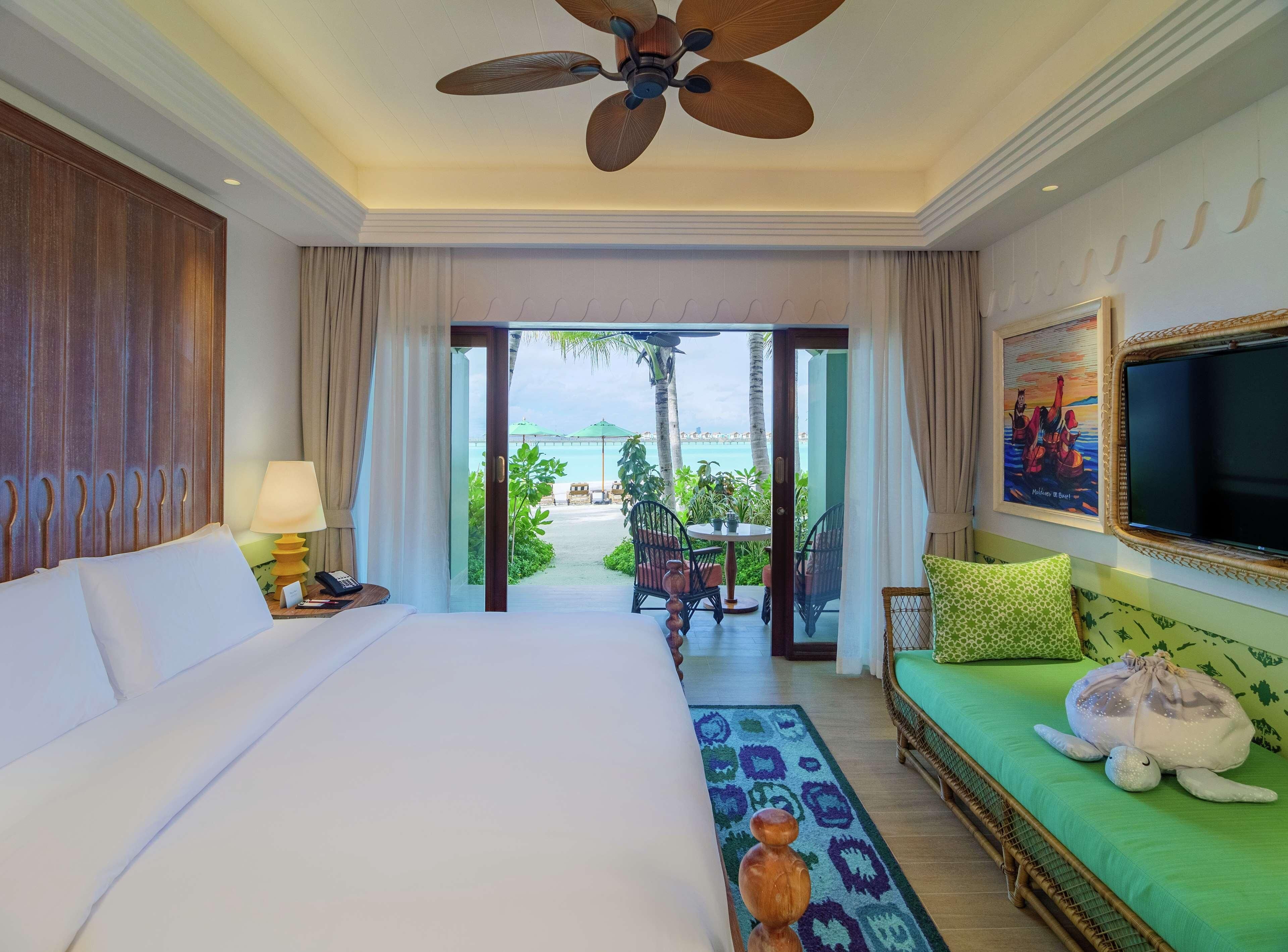 Premium bedding, minibar, in-room safe, desk