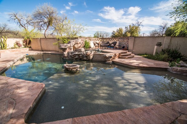 Piscine extérieure, piscine chauffée