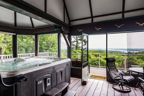 Far Horizons Luxus Ferienhaus in Montebello, Quebec