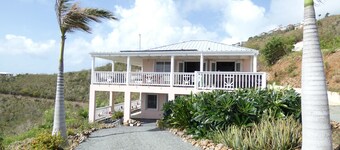 Ocean View And Breezes, Quiet 1 Bedroom, 1 Bath Private Guest Cottage On 1 Acre