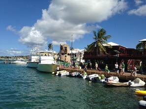 Marina - Ocean View And Breezes, Quiet 1 Bedroom, 1 Bath Private Guest Cottage On 1 Acre (Christiansted)