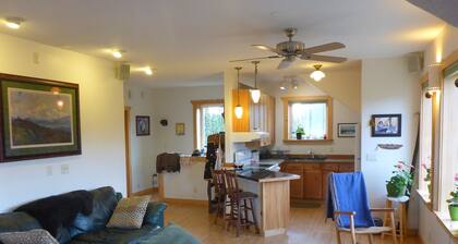 Denali Park Place - Alaskan elegance with over 350 Five Star reviews!