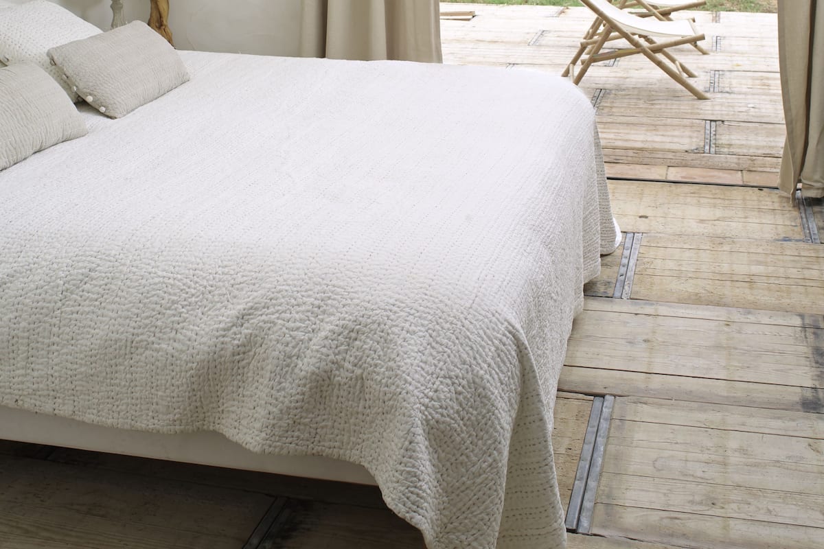 Room (Entre Vignes et Garrigue) | Individually decorated, individually furnished, iron/ironing board