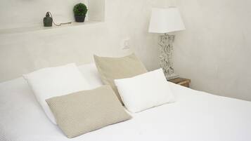 Room (Entre Vignes et Garrigue) | Dihias secara berasingan, dilengkapkan perabot secara berasingan