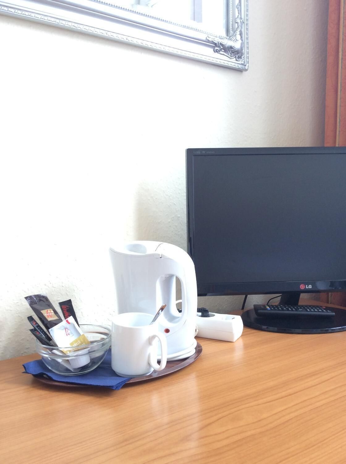 in-room safe, desk, free wifi, bed sheets