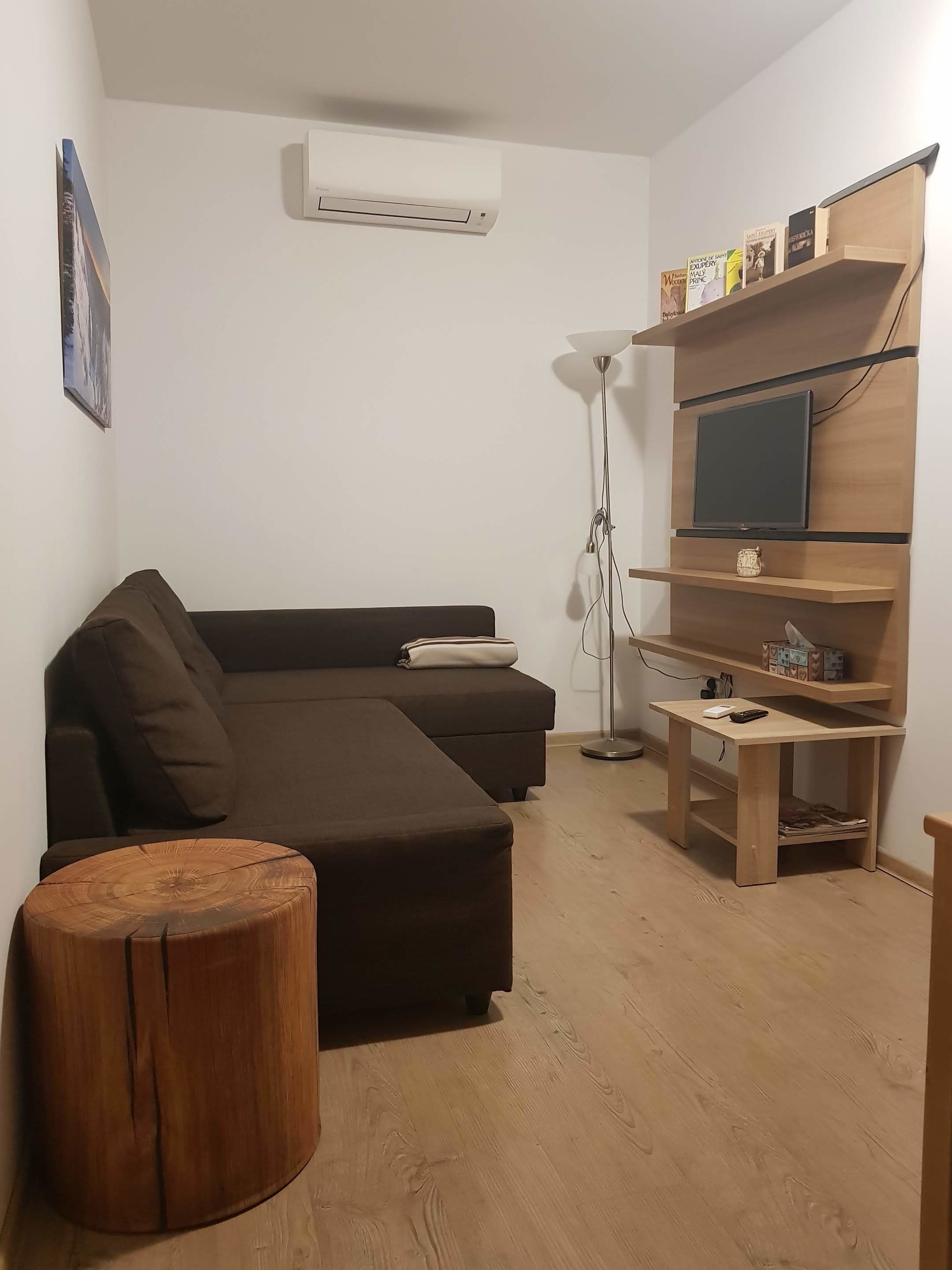 3 bedrooms, in-room safe, blackout drapes, soundproofing