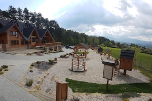 Área de juegos infantiles al aire libre