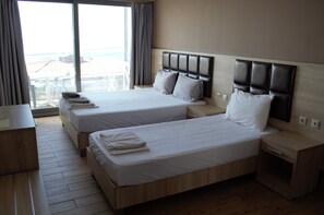 Studio Supérieur (3 adults)