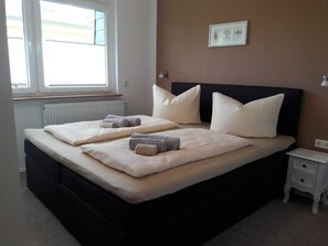 Apartment | 2 Schlafzimmer, kostenlose Babybetten