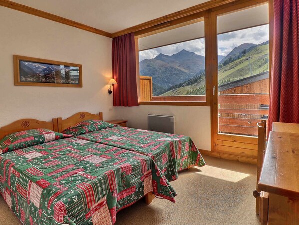 1 chambre, literie fournie