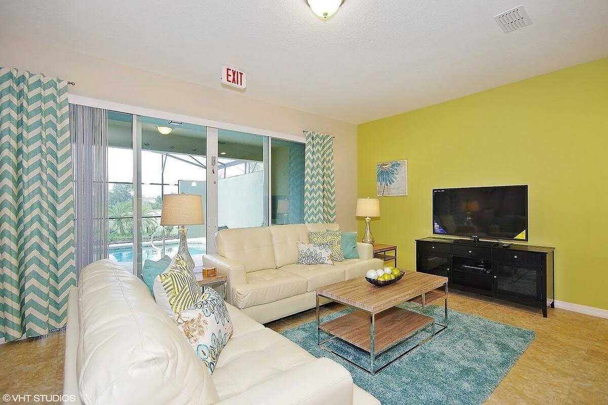 Townhome, 4 Bedrooms (3.5 Bathrooms - DV60886)