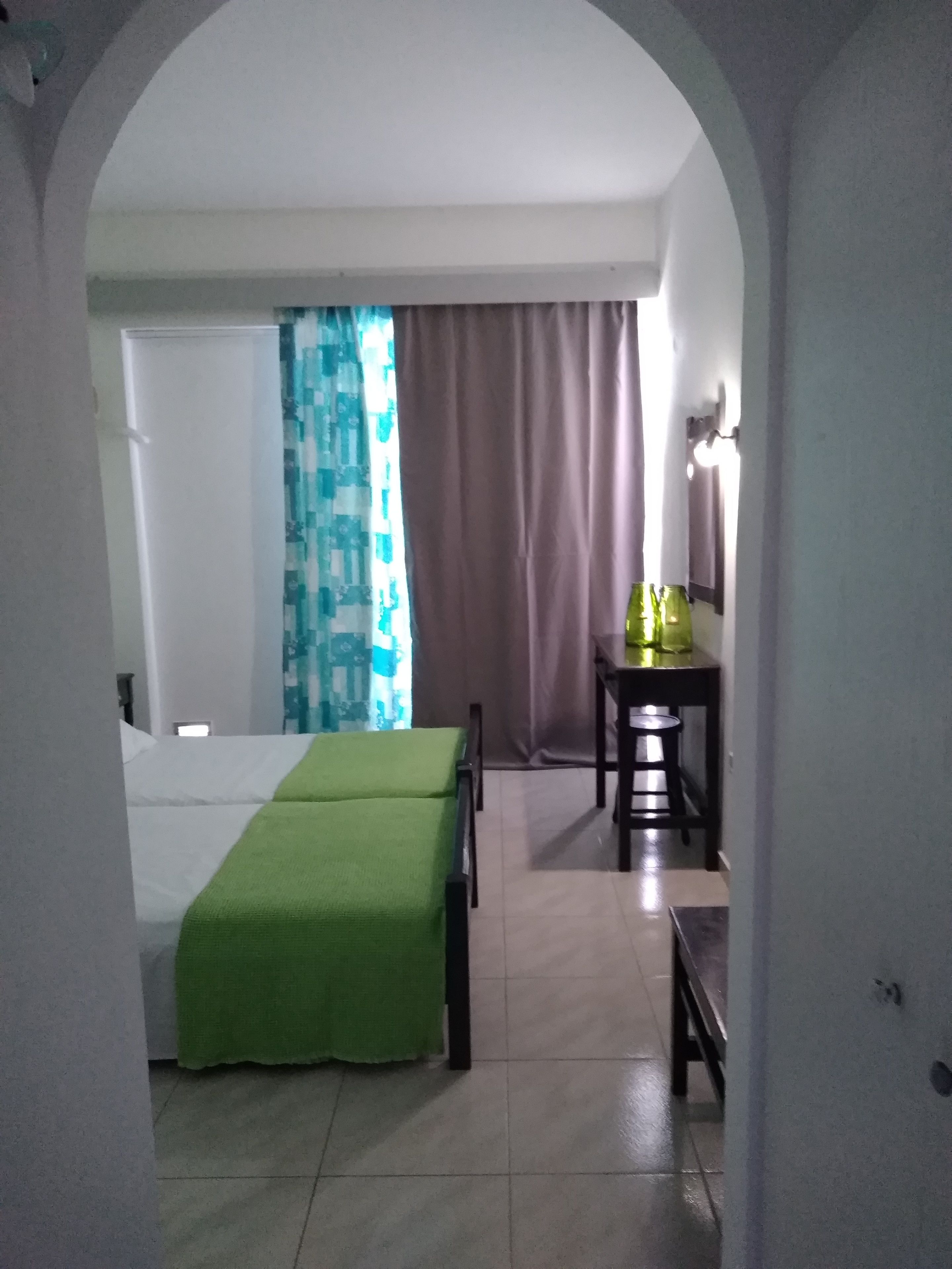 in-room safe, free wifi, bed sheets