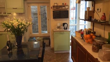 Superior-Apartment, 2 Schlafzimmer | Eigene Kochnische