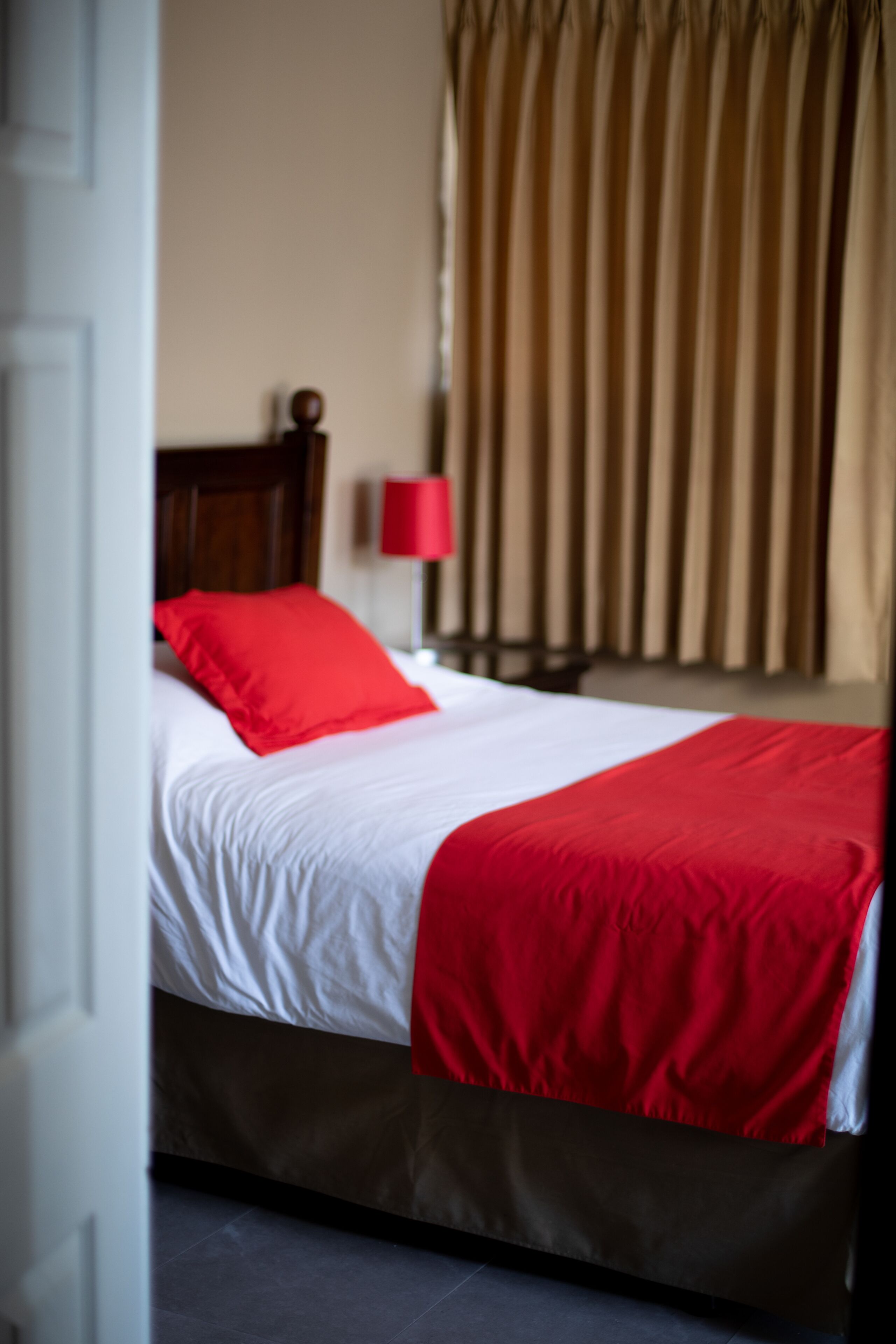 Biancheria da letto di alta qualità, una cassaforte in camera