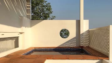 Premier Double Room (Up in the Sky) | Private spa tub