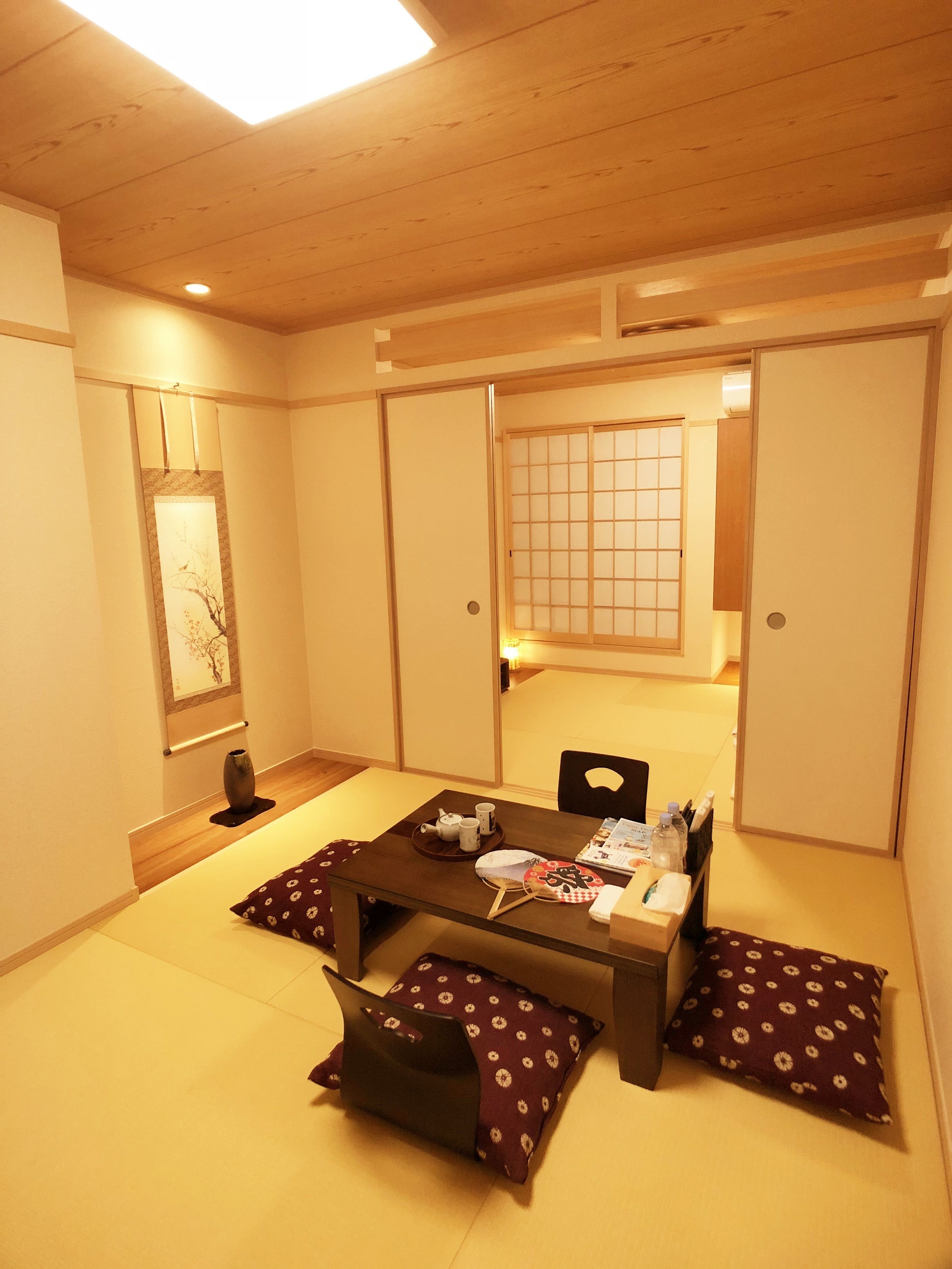 Family Suite, Non Smoking (Yellow) | 2 bedrooms, down comforters, individually decorated