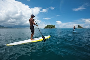 Surfing/boogie boarding