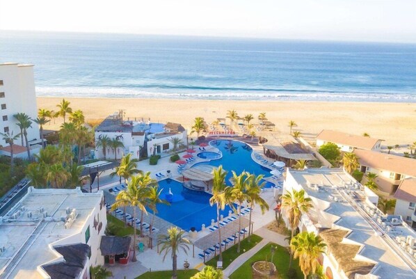 2 outdoor pools - Royal Decameron Los Cabos Todo Incluido (San Jose del Cabo)