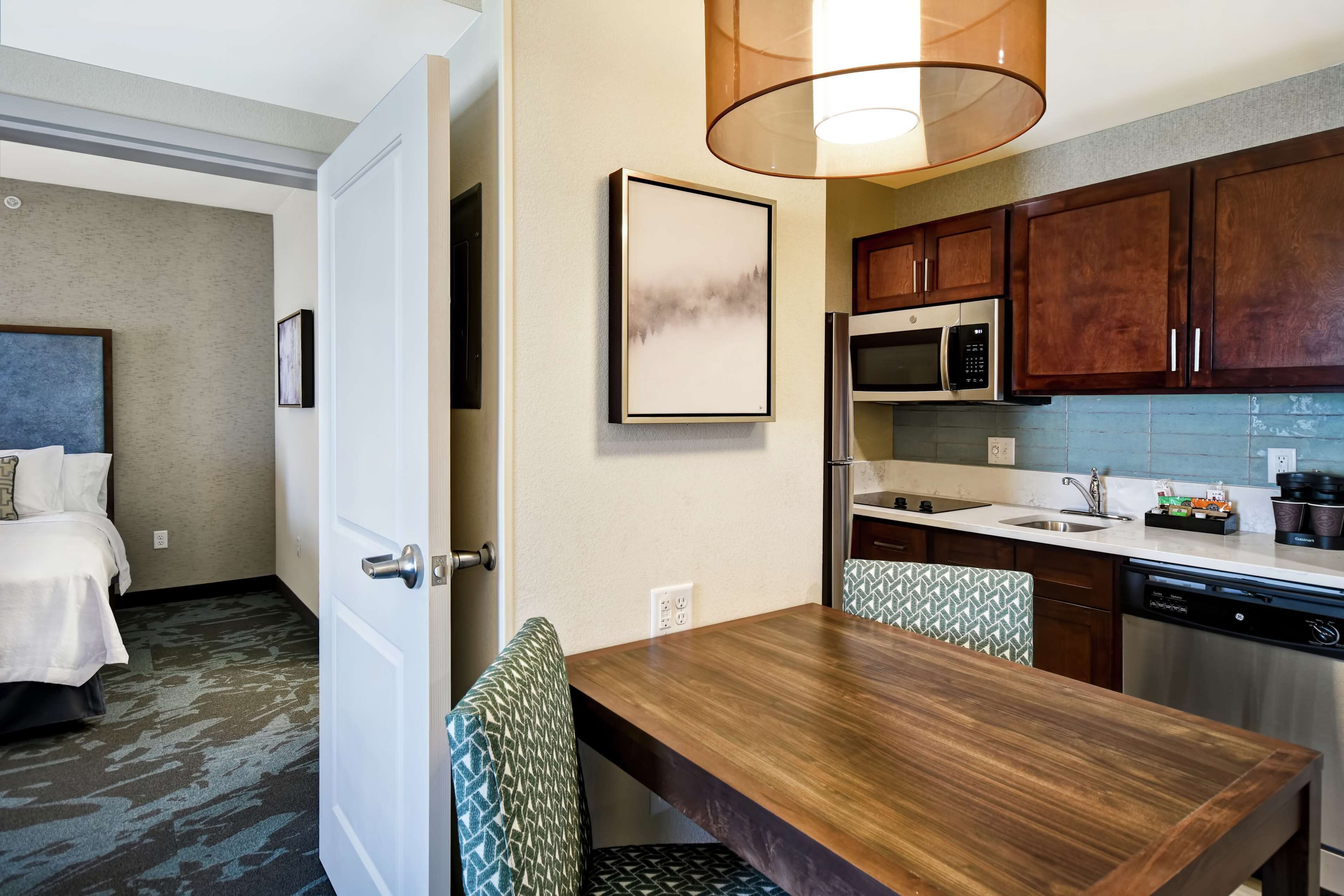 Photo - Homewood Suites by Hilton Salt Lake City Airport