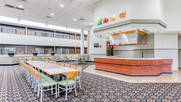 Banquet hall - OYO Townhouse Owensboro West (Owensboro)