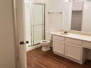 Équipements de salle de bain