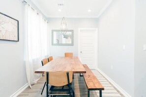 Appartement | Restauration dans la chambre