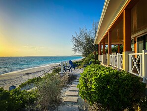 Property grounds - NEMO HOUSE-Luxury Beachfront on perfect Beach-Perfect for 4 couples / 2 families (Tar Bay)