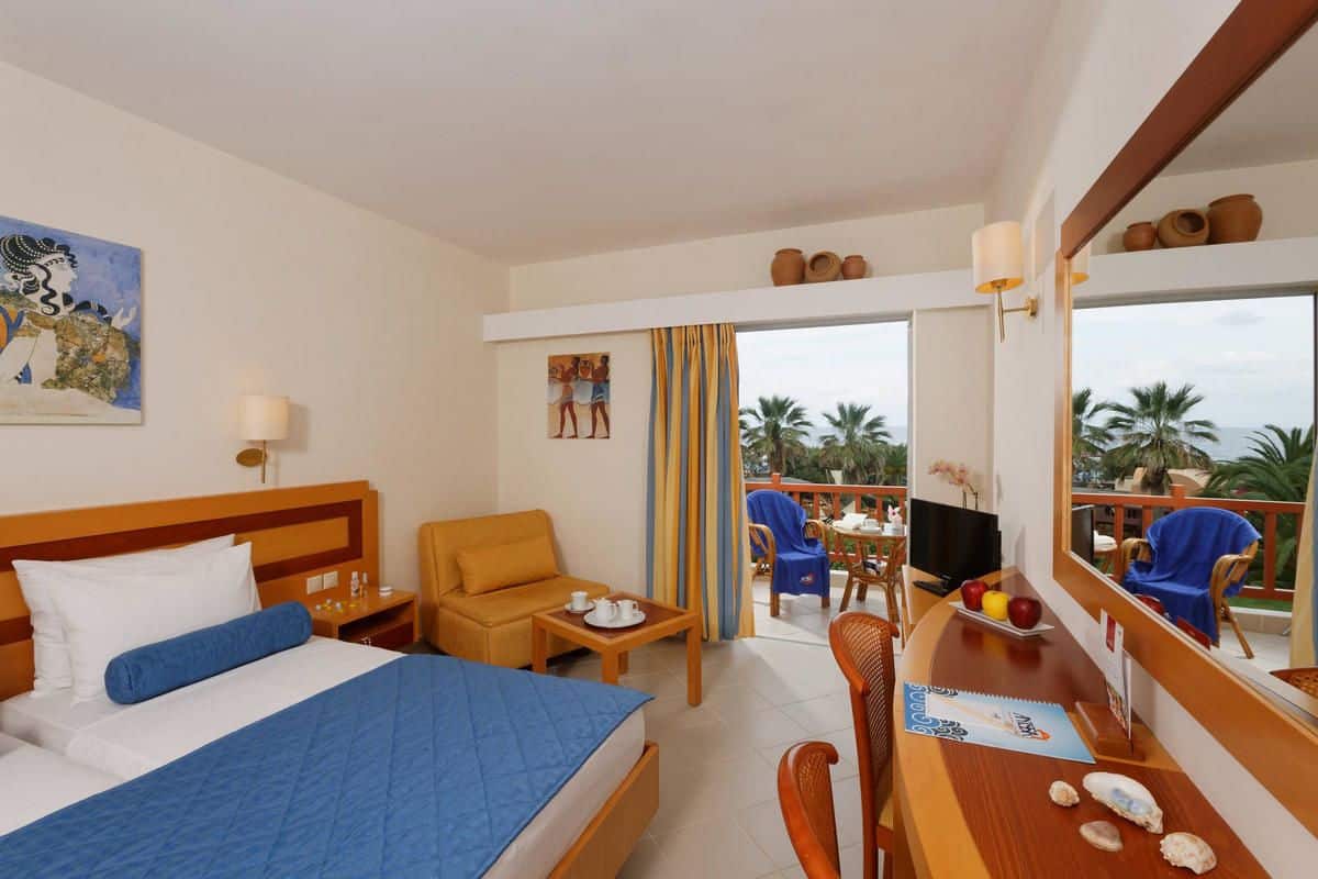 Habitación doble estándar, vista al mar | 2 habitaciones, espacio para trabajar con laptop y wifi gratis