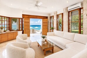 TV, DVD player, books, video library - Enjoy your own private beach in this Amazing Luxury Beachfront property!!! (Isla Mujeres)