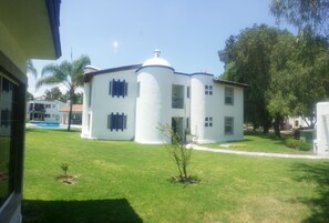 Property grounds - Villas Balvanera FH (Corregidora)