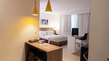 1 bedroom, minibar, in-room safe, desk