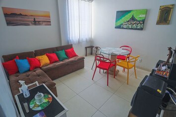 Image of Fit 2 bedrooms, renovated, orange / largo do ax 100m from the metro