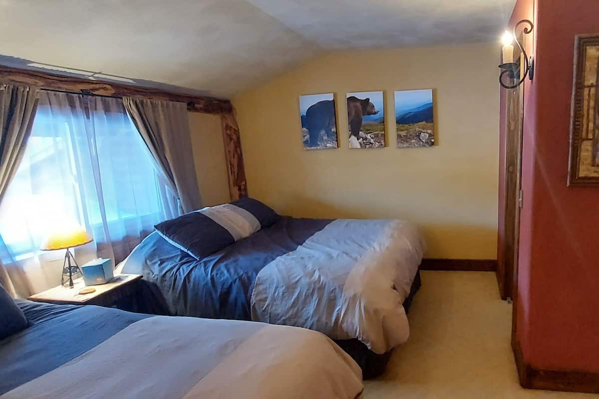 Bear Room (Second Floor)