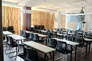 Unclassified image, 5 of 15, button - Cang Long Hotel (Hezhou)