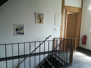 Unclassified image, 2 of 24, button