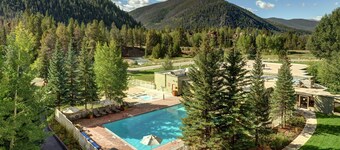 Cozy + Bright Lodge Room