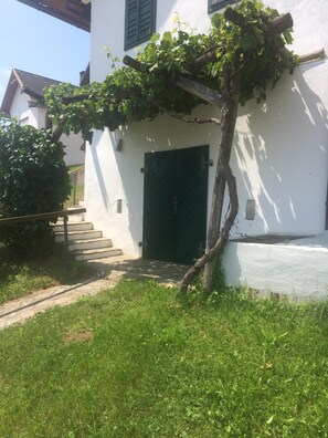 Enceinte de lâhĂ©bergement