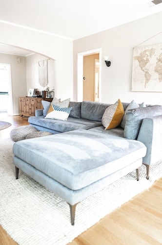 East Sac Escape | Relaxing Pool & Guest Casita