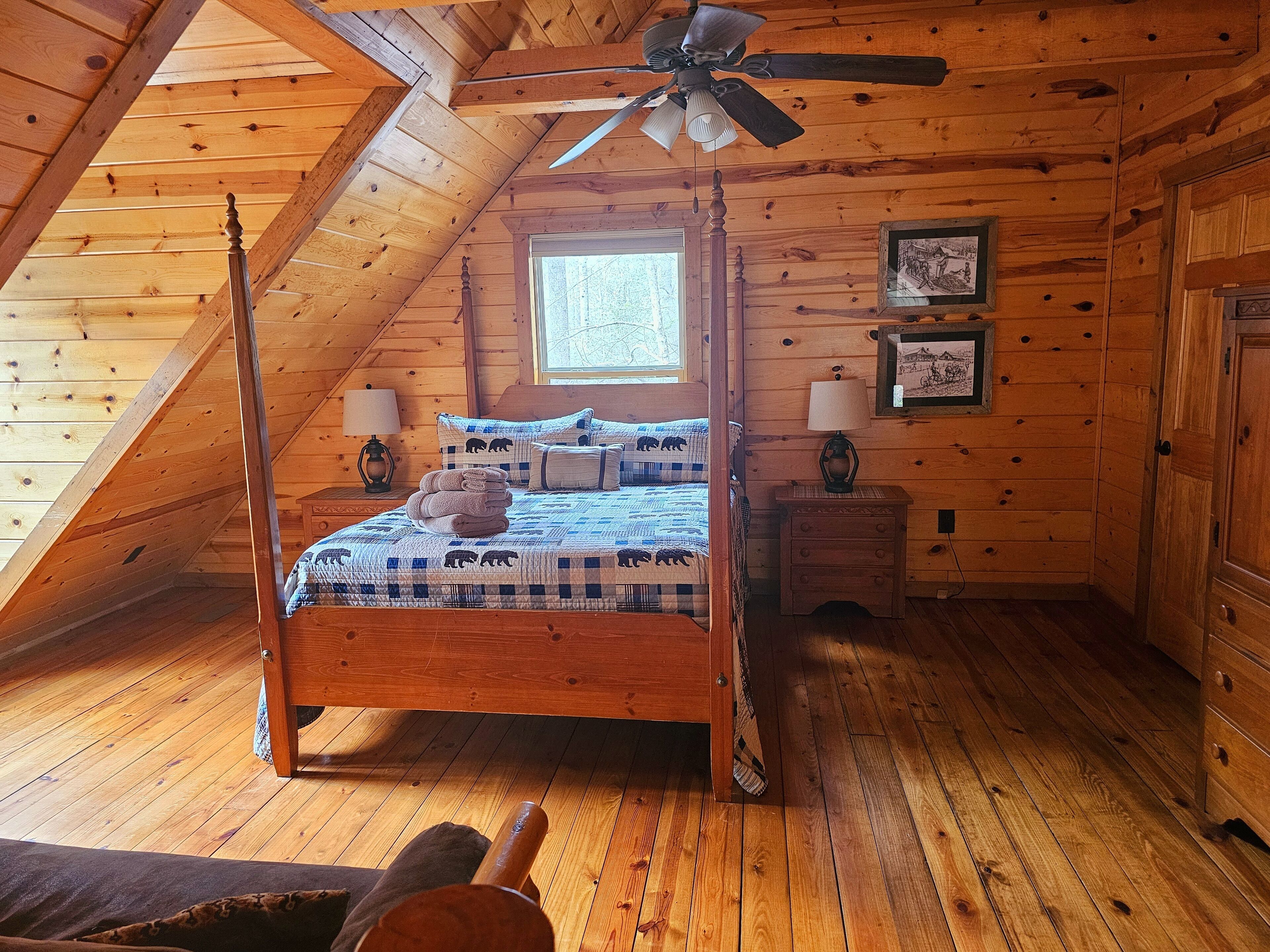 3 chambres, fer et planche à repasser, Wi-Fi gratuit, draps fournis