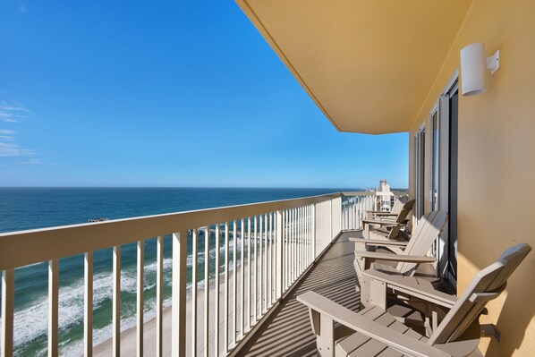 Property grounds - Come for Fall Break in a 3b/3ba West Corner Unit! (Panama City Beach)
