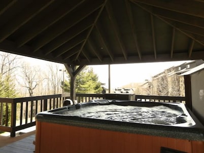 Beautiful Smoky Mtn Condo BestViews Hotub WIFI