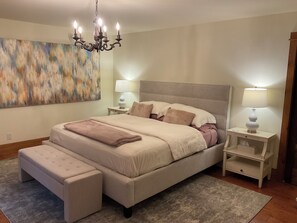 2 bedrooms, iron/ironing board, travel cot, WiFi