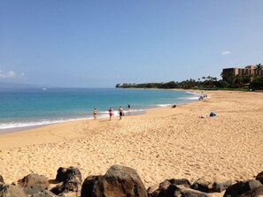 海灘、躺椅、沙灘巾