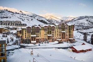 Exterior - Deluxe Studio w/ Direct Access to Slopes | Kitchen (Park City)
