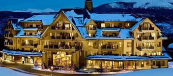 Modern Ski-in/Ski-out Condo