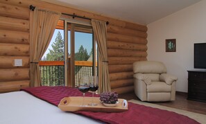 高級單人房, 1 張特大雙人床, 陽台, 山谷景觀 | 高級寢具、舒適加層、獨特裝潢、布置獨特